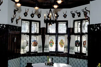 Hotel Haus Lindy 4*